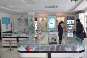 华一眼镜店怎么样，华一眼镜官网